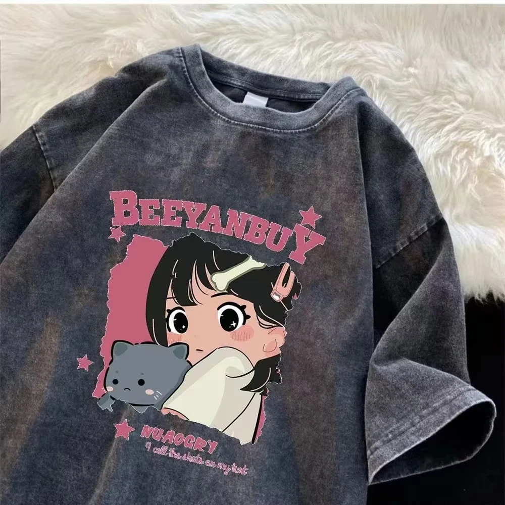Street Fashion Trends 2025 - 2025 T-shirt vintage lavaggio ad acqua