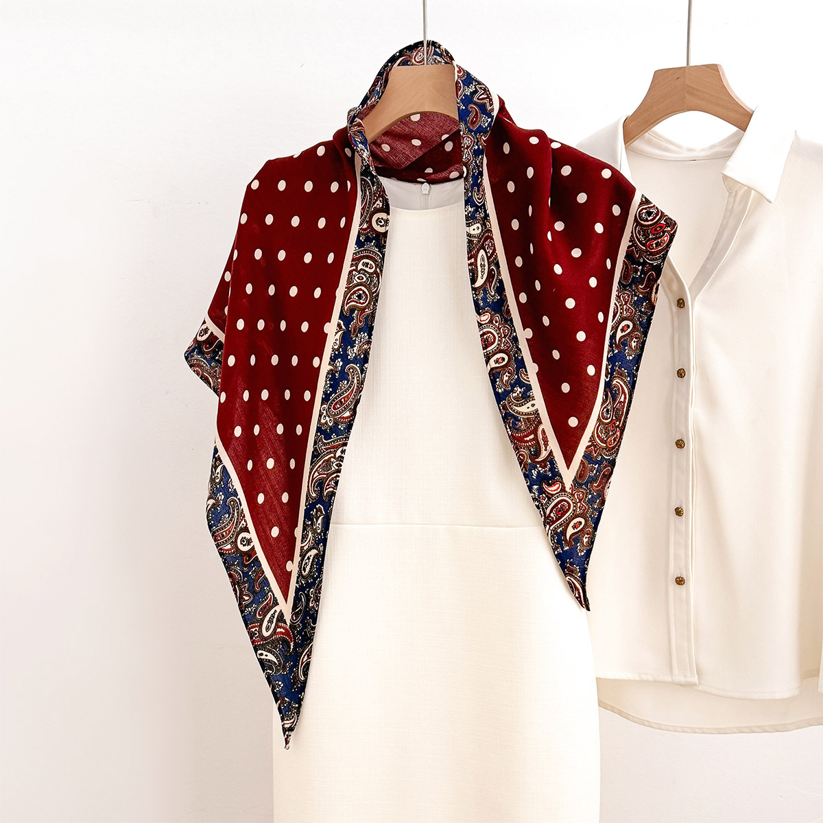 Bandana Triangolare alla Moda, - Bandana Multi Way recensione e prezzo